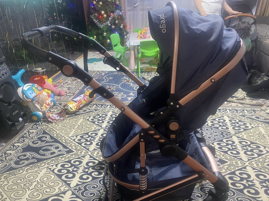 Две детская коляска