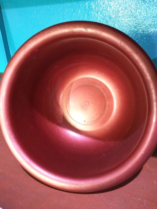 Горшок пластмассовый