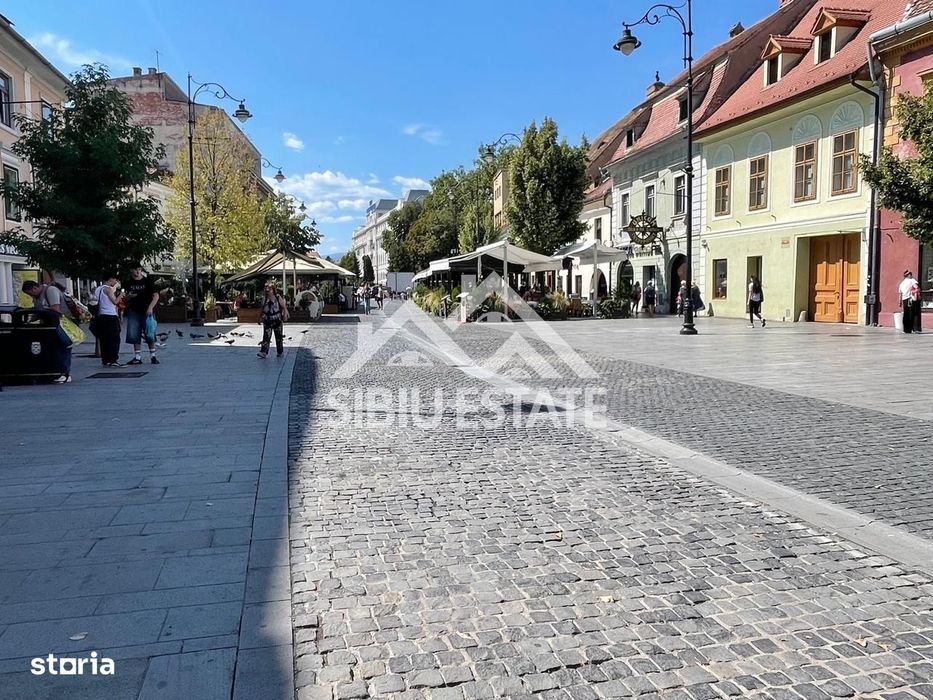 Apartament renovat, în inima Sibiului, pe strada Nicolae Bălcescu — fotografia 1