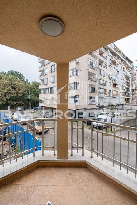 Продава се Тристаен апартамент в София, Лозенец - 92 кв.м за 2107 €/кв.м - Снимка #6