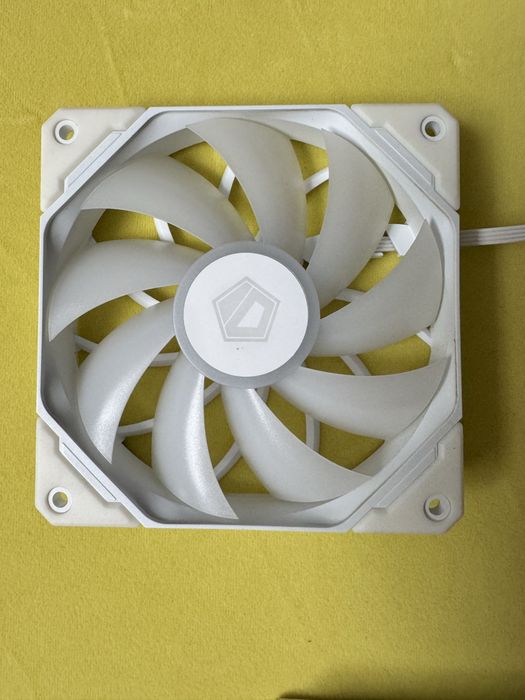 Корпусные вентиляторы id-cooling