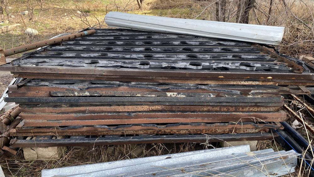 Рещеткалар бар варотанікі.