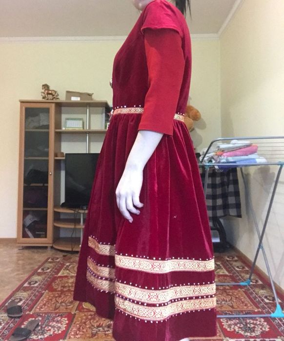 Национальная одежда. Комзол.