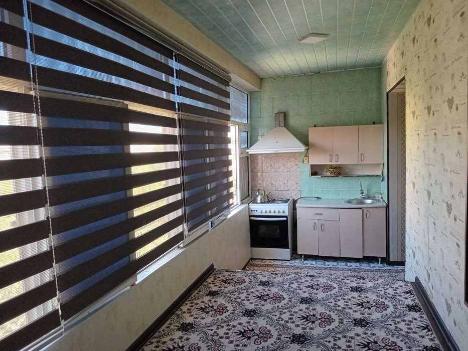 3 хонали квартира сотилади 6 микрн Ловита