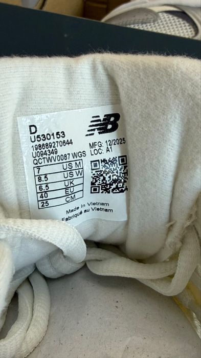 Продам New Balance 530