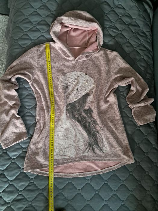 Дамски дрехи-блузи, пола, елек