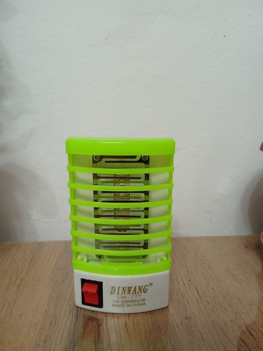 Комар убивающий выходит тихий звук но не слышется