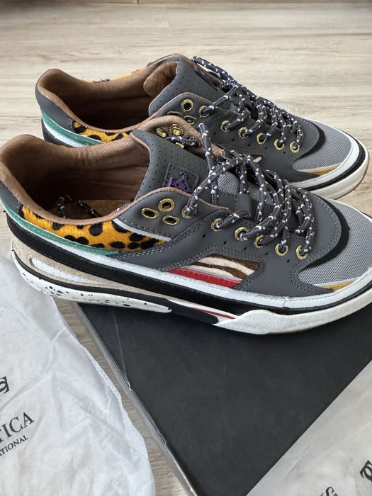 Stratica Internationa Обувки