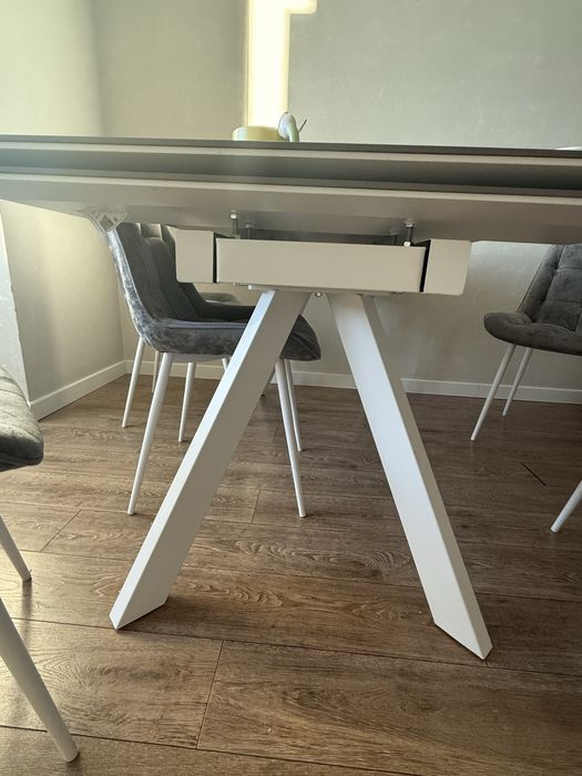 Продам стол 160х90