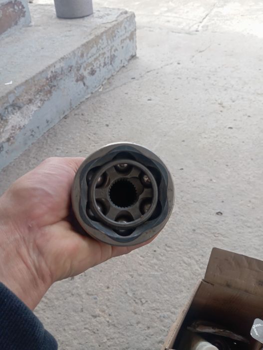 Авто запчасти ,Гранаты