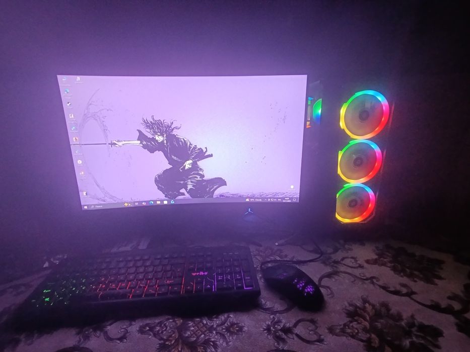 Igrovoy Hamyonbop Kompyuter full Komplekt