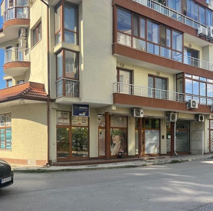 Дава се под наем Офис в Разград, Възраждане - 26 кв.м за 56.61 € - Снимка #3
