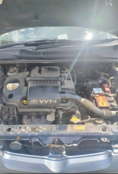 , Toyota Yaris 2005 г 1.3 Бензин 
87коня
Код на двига