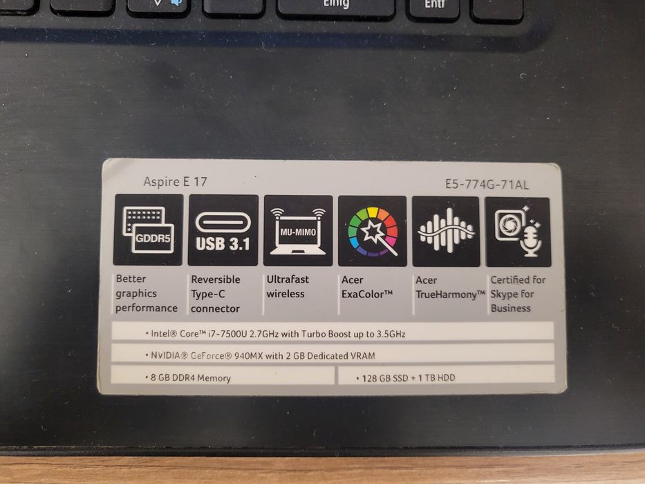 Laptop Acer aspire e17