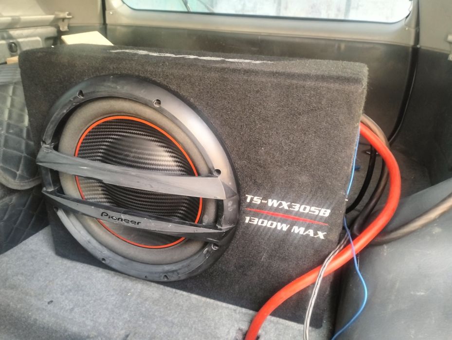 Продам сабвуфер ПИОНЕР