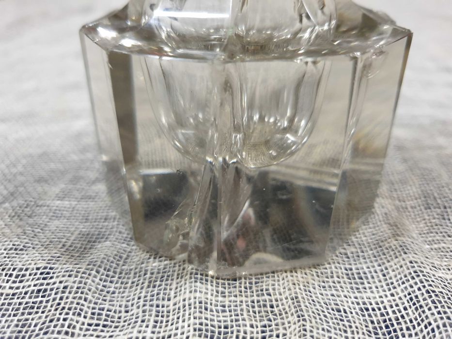 Старинна мастилница и Винтидж нож,гилотина RAADVAD