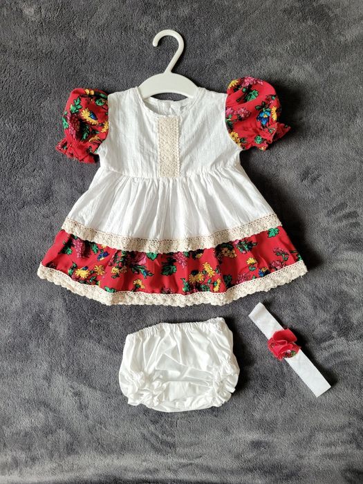 Rochita cu motive populare marimea 5-8 luni