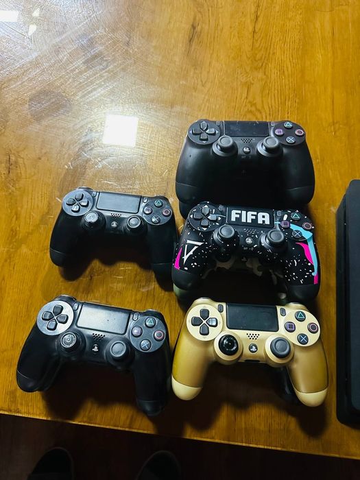 PlayStation Slim 1 TB