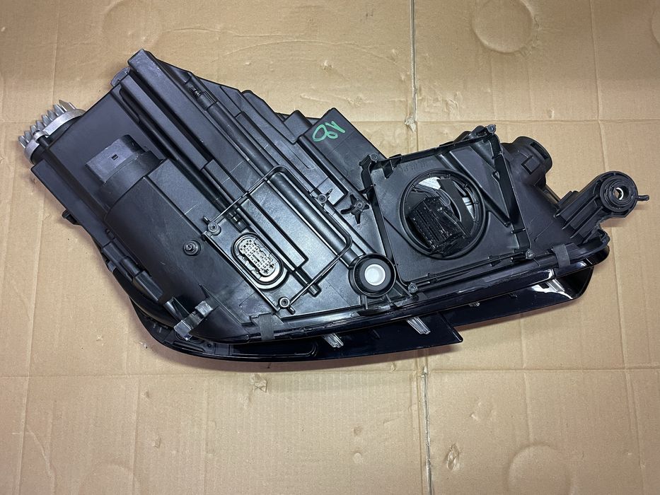 Far stanga Full Led Audi A4 B9 - cod 8W0941773