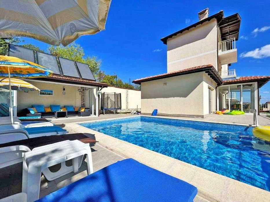 Дава се под наем Къща в Балчик - 280 кв.м за 346.8 € - Снимка #22