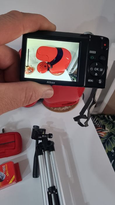 Aparat Nikon S2900  , 20,1 megapixeli  ,ca NOU ,moda frumusețe