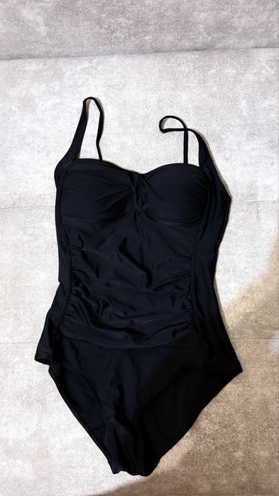 Купальники слитные