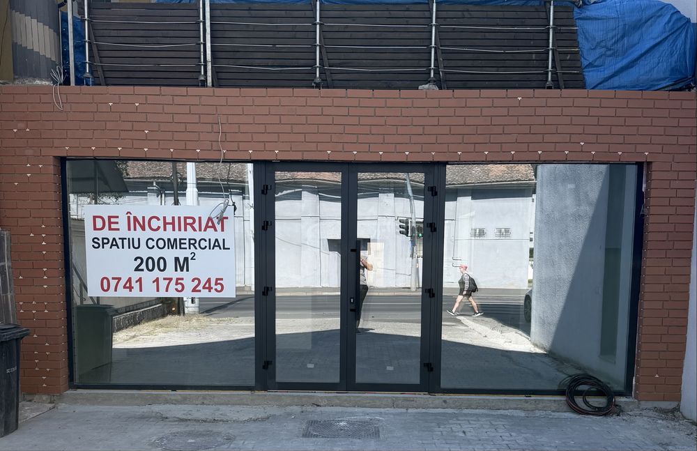Spatiu Comercial NOU !
