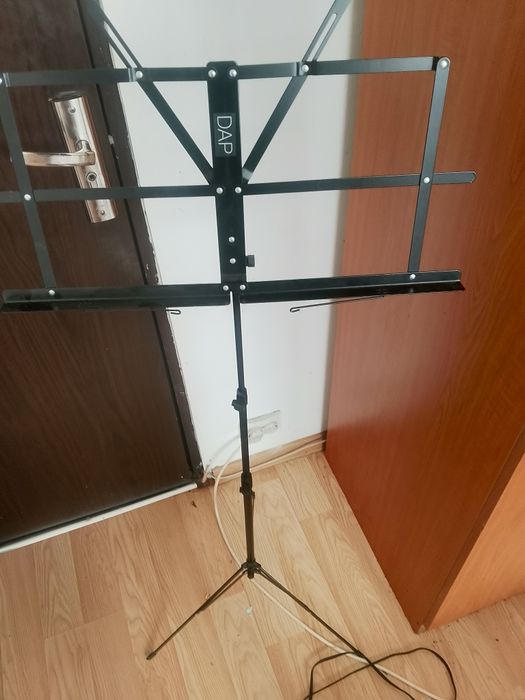 Stativ partitura DAP+pedala dubla pian/clapa Studiologic

Folosite de