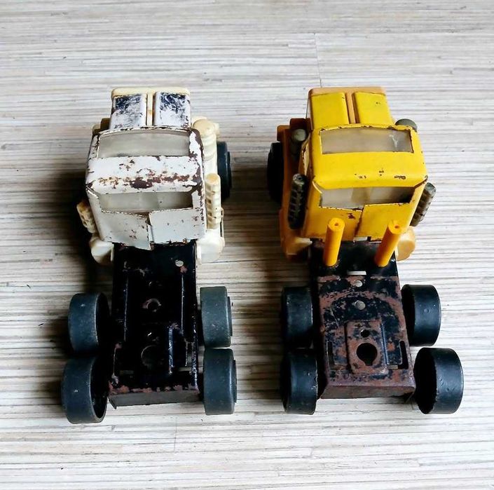 Метална кофичка за пясък, метални камиончета