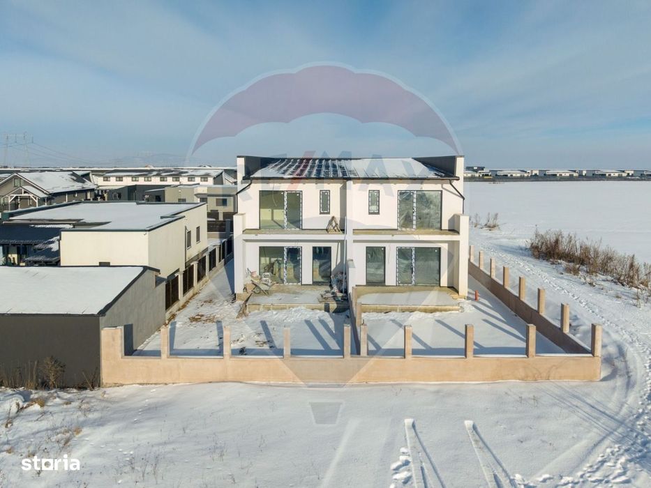Întreg duplex de vânzare în cartier Izvor, Brașov