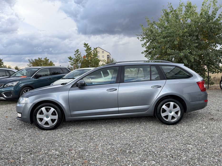 SKODA Octavia 2013 — imagine 2