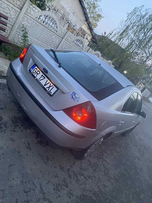 Vând Ford Mondeo mk3