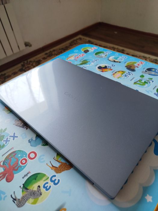 Ноутбук Castom продам