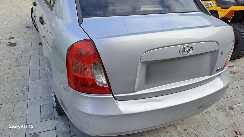Vând Hyundai Accent 2000 Euro