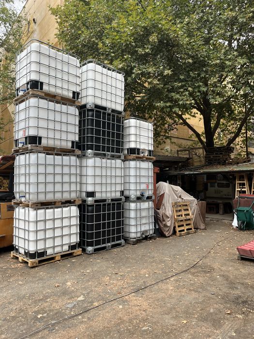 Цистерни IBS контейнери 1000л