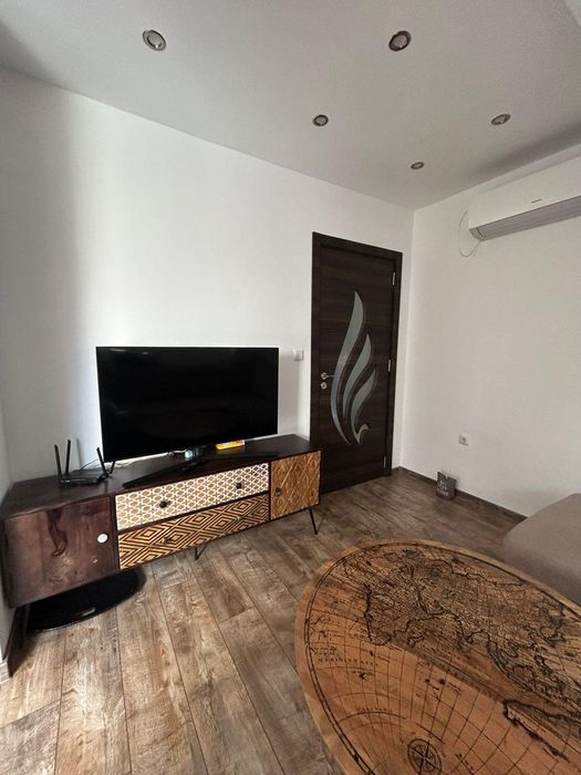 Продава се Двустаен апартамент в София, Витоша - 48 кв.м за 2081 €/кв.м - Снимка #3