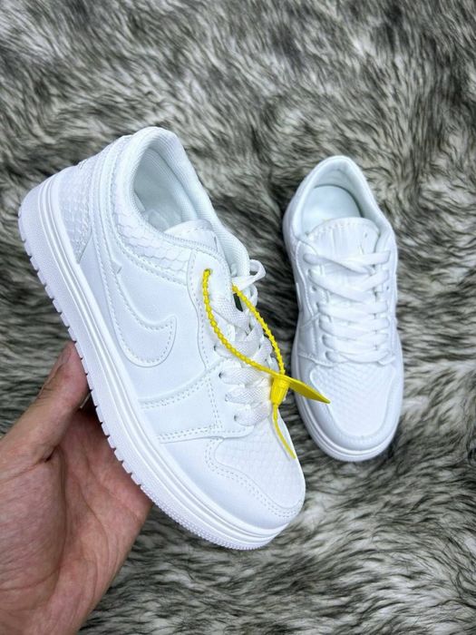 Nike force krasofka brend