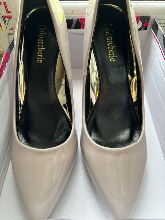 Pantofi noi marimea 35