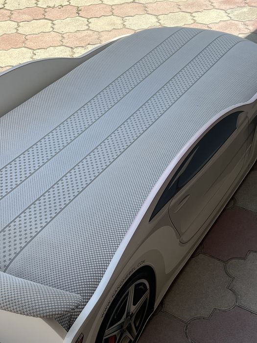 Кровать-машина Mercedes-Benz