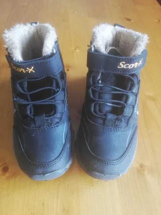 Боти , маратонки и пантофи за момче