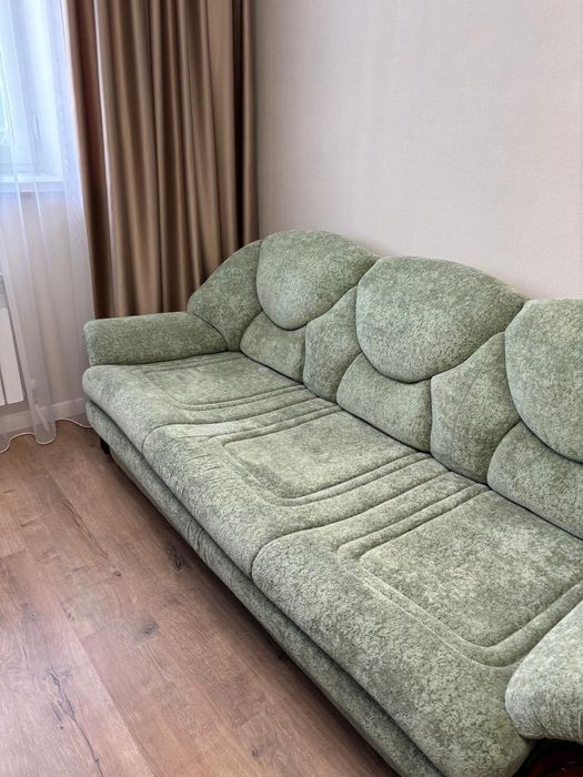 Продам  мягкую мебель .