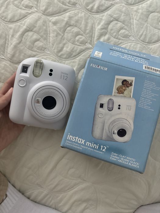 Инстакс 12мини /бу