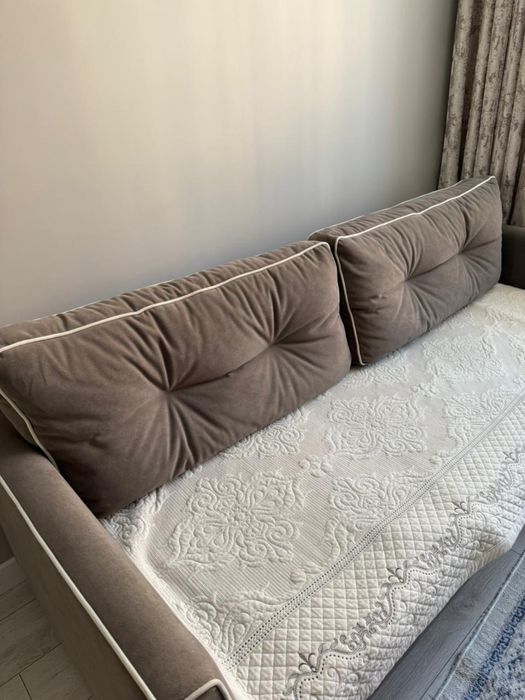 Диван в хорошем состоянии
