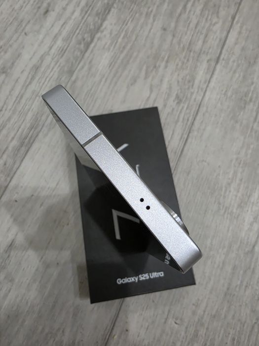 Samsung S25 Ultra