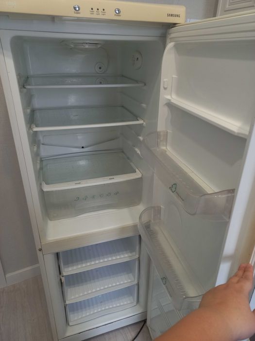 Холодильник Самсунг