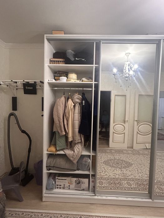 Шкаф купе в отличном состоянии