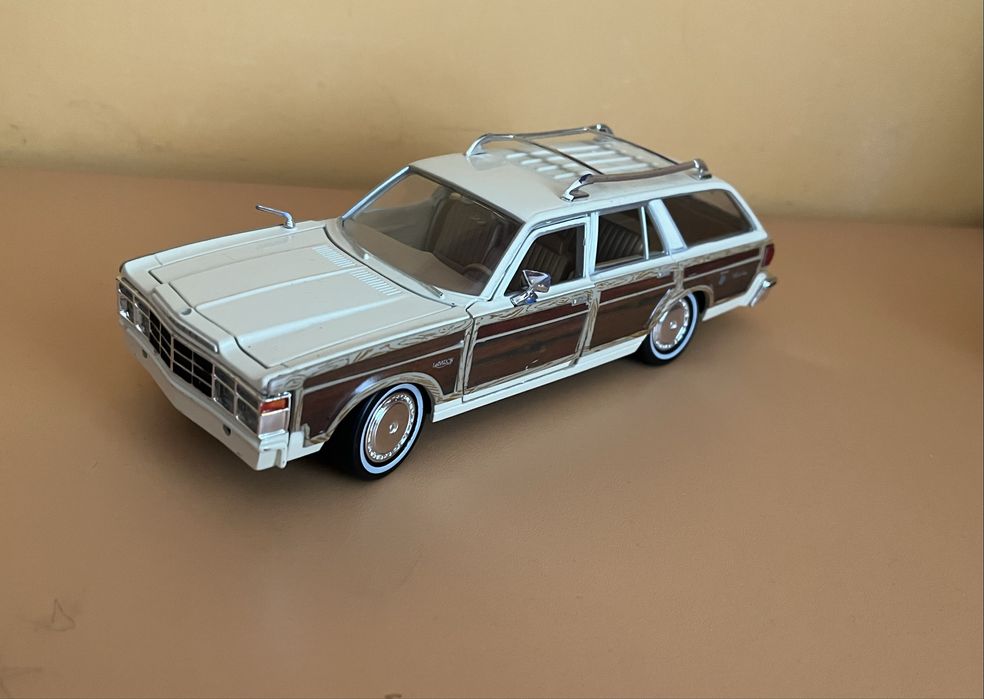 Machete masini de jucarie