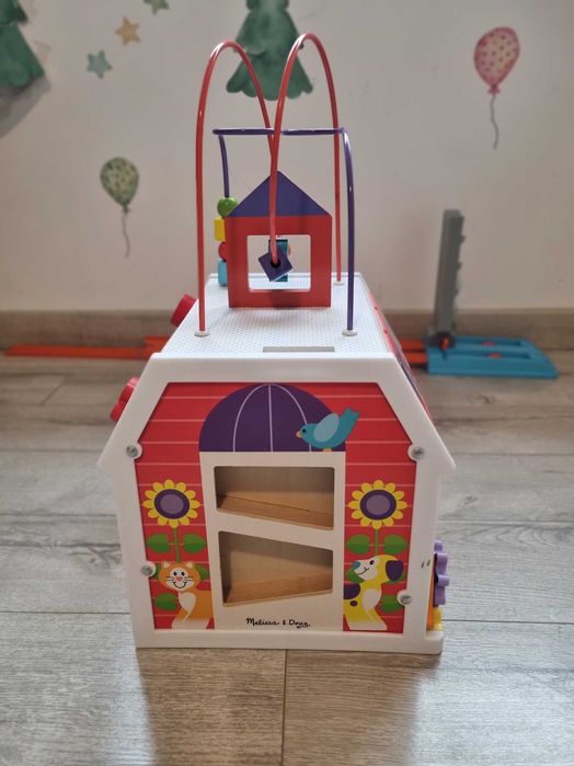 Centru activitati lemn Melissa&Doug