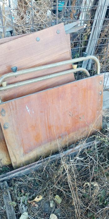 Кровать металлическая