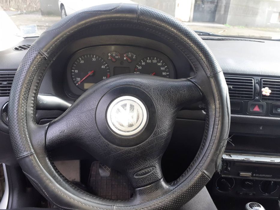 Продавам голф 4 ТДИ 1.9